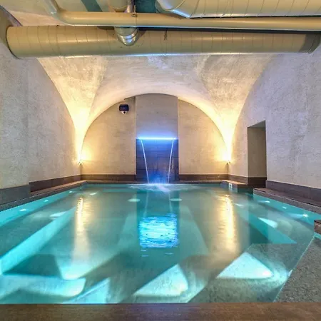 Hotel 77 Seventy-seven - Maison D'art Collection 4*