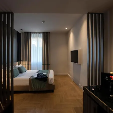 77 Seventy-seven - Maison D'art Collection 4* Rom