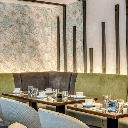 77 Seventy-seven - Maison D'art Collection Hotel