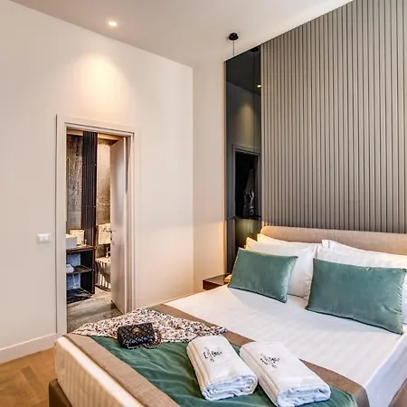 77 Seventy-seven - Maison D'art Collection Hotel