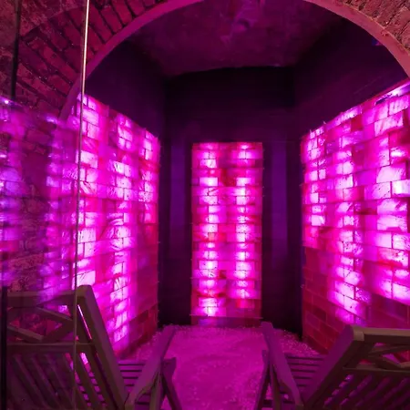 77 Seventy-seven - Maison D'art Collection Hotel