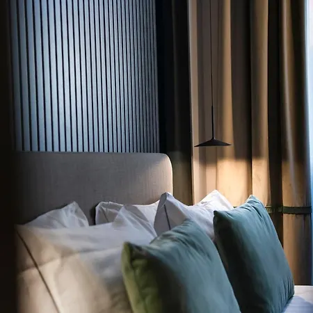 Hotel 77 Seventy-seven - Maison D'art Collection Rome