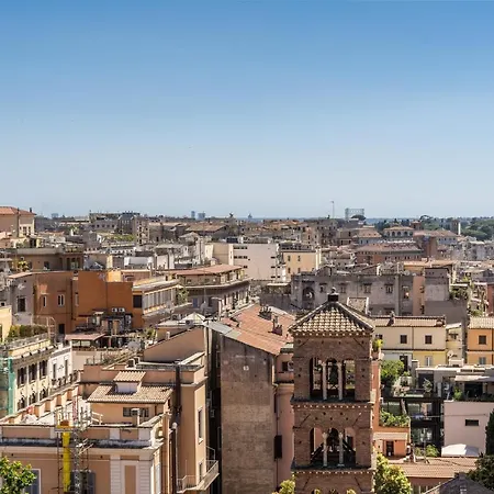 77 Seventy-seven - Maison D'art Collection