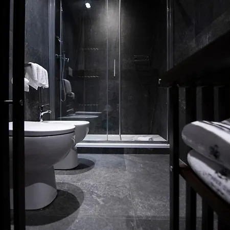 77 Seventy-seven - Maison D'art Collection Hotel