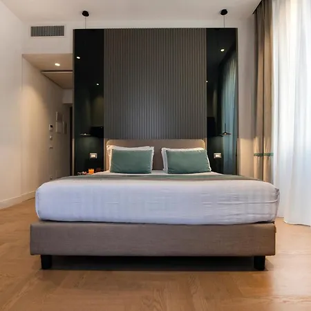 77 Seventy-seven - Maison D'art Collection Hotel Rom