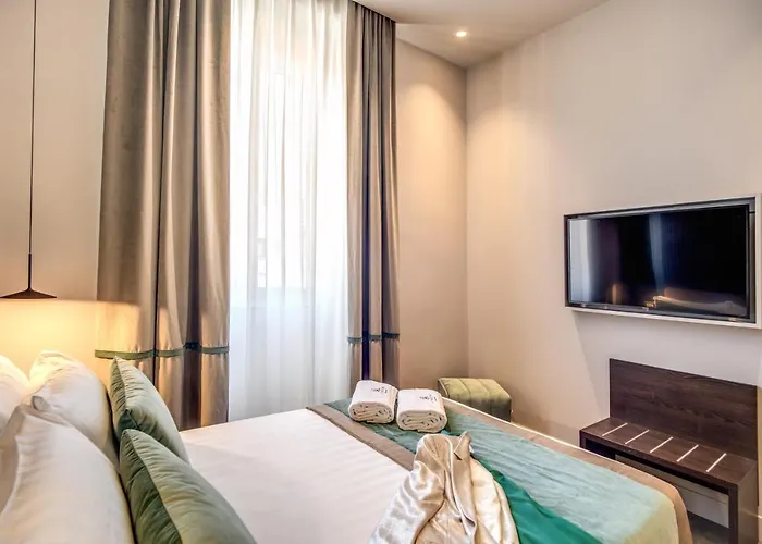 77 Seventy-seven - Maison D'art Collection