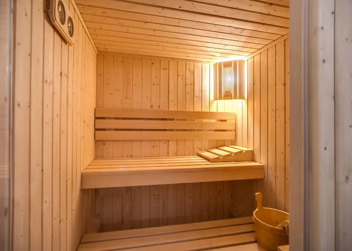 77 Seventy-seven - Maison D'art Collection Otel 4*