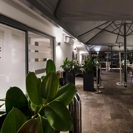 77 Seventy-seven - Maison D'art Collection Rome