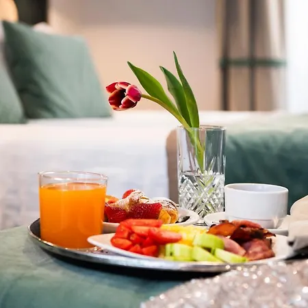 77 Seventy-seven - Maison D'art Collection 4*