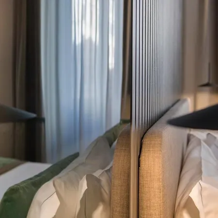 Hotel 77 Seventy-seven - Maison D'art Collection Rome
